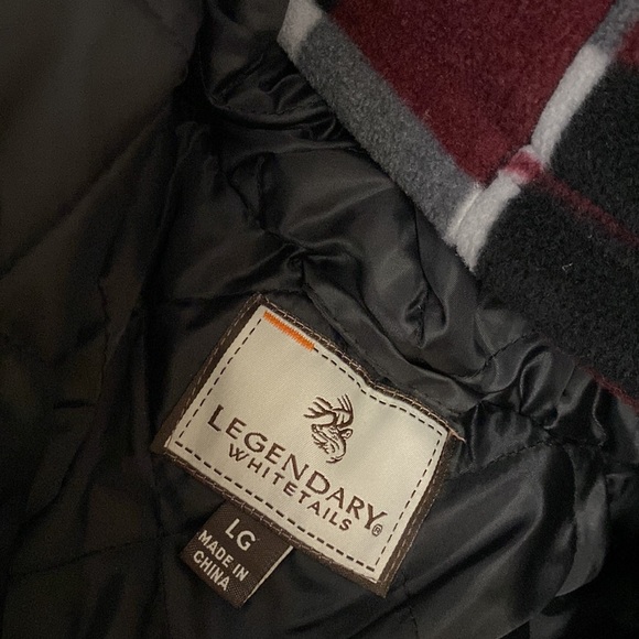 NWOT Man’s Legendary Whitetails Plaid & Quilted Jacket - Picture 8 of 15